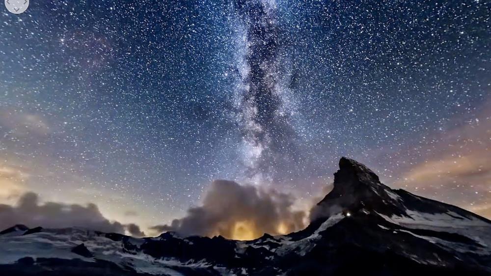 չӰƬHELVETIA BY NIGHT.jpg